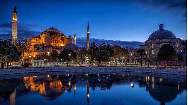 GECE GECE AYASOFYA DİVANYOLU HAN SOKAKLARI